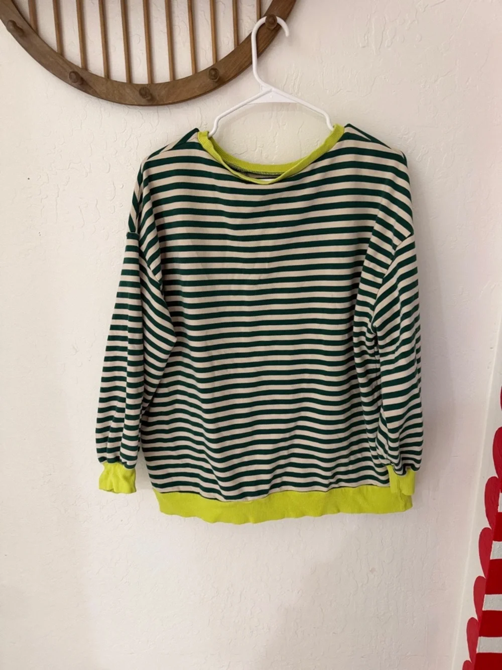 Green Tan Striped Neon Pullover Crewneck Sweater M/L Oversized - Picture 6 of 7